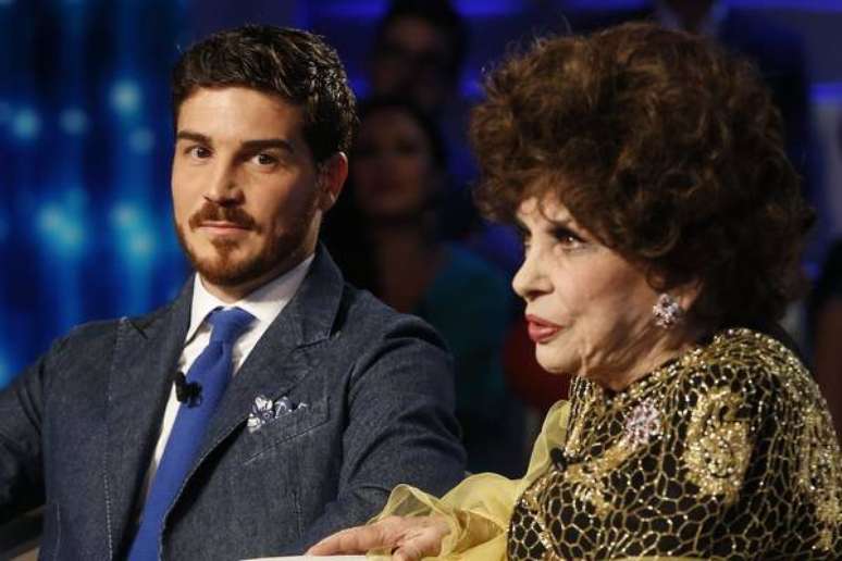 Andrea Piazzolla e Gina Lollobrigida durante transmissão na emissora Rai, em 22 de setembro de 2019