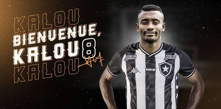 Um dia após anúncio, Botafogo dá camisa 8 e lança linha de produtos sobre Kalou.