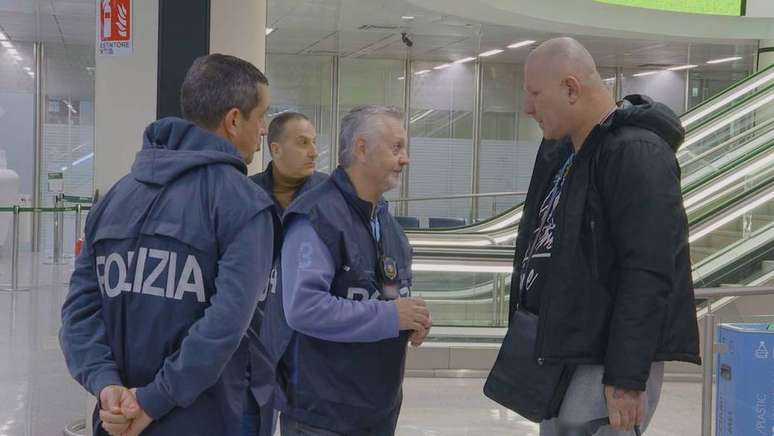 Cena da série 'Aeroporto: Colômbia'