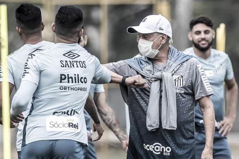 Jesualdo Ferreira durante treinamento do Santos (Foto: Ivan Storti/Santos FC)