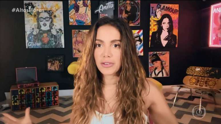 Anitta foi uma das atrações do programa 'Altas Horas'