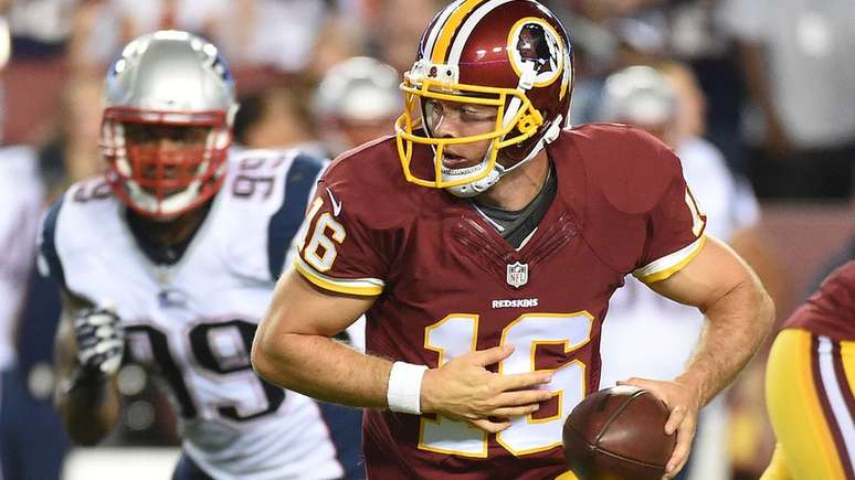 Os principais patrocinadores do time, a FedEx, a Nike, a Pepsi e o Bank of America, pediram ao dono do time que considerasse mudar o nome do clube