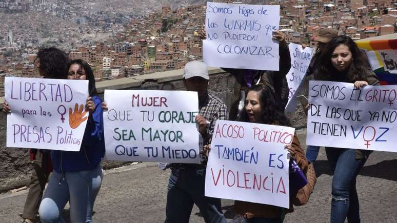 Manifestações contra a violência de gênero são frequentes na Bolívia