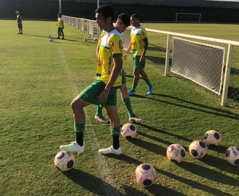 Danilo é uma das joias da categoria de base do Mirassol e já está no profissional (Foto: Divulgação/Mirassol)