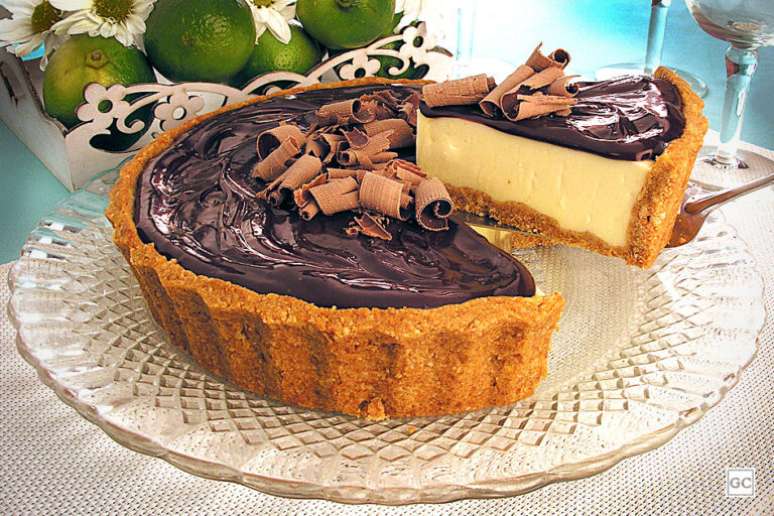 Guia da Cozinha - 9 Receitas de torta de limão com chocolate que são dignas de confeitaria