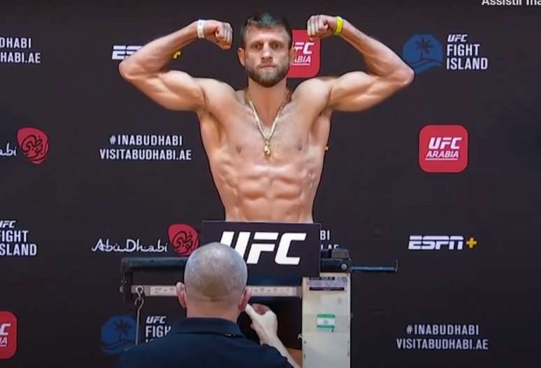 Calvin Kattar é apontado como favorito para duelo contra Dan Ige nesta quarta (Foto: Reprodução/YouTube/UFC)