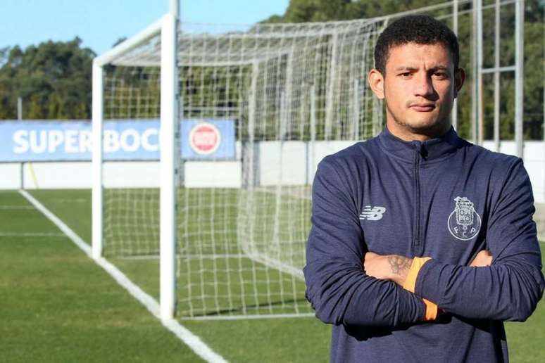Atacante Danúbio é a cara nova do ABC neste retorno do futebol (Foto:Divulgação/FC Porto)