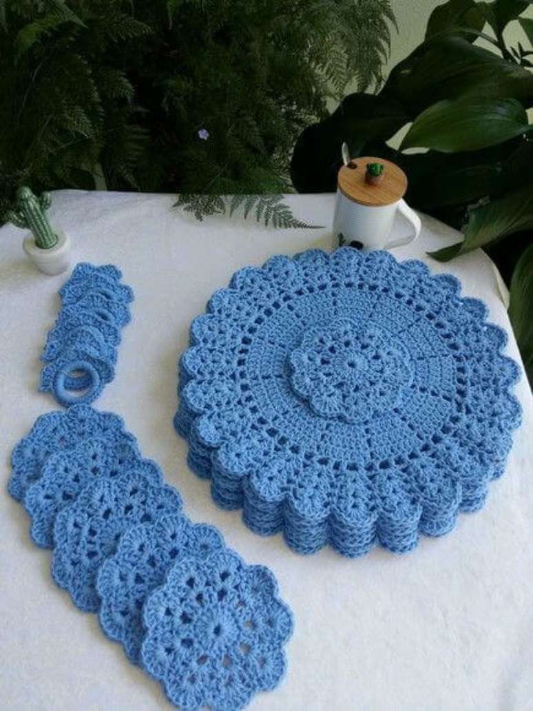 16. Croch&ecirc; para iniciantes azul &ndash; Via: Pinterest