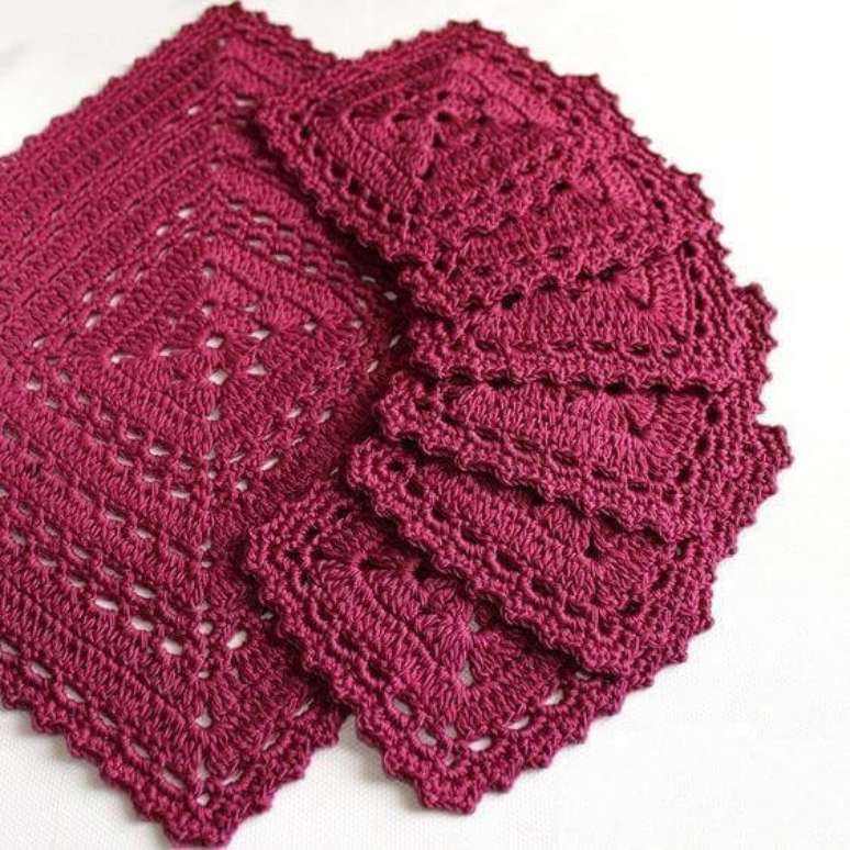 24. Croch&ecirc; para iniciantes marsala &ndash; Via: Pinterest