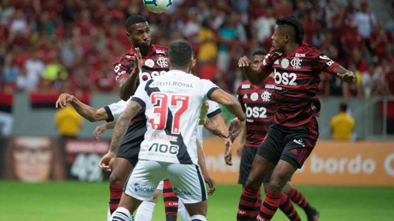 Fla e Vasco se enfrentaram em Brasília, pela última vez, pelo turno do Brasileiro de 2019 (Foto: Alexandre Vidal/CRF)