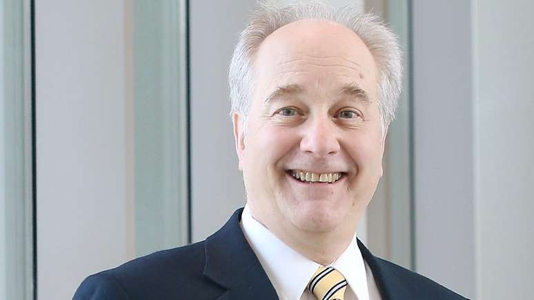 Michael Schmidt, pesquisador da Universidade M&eacute;dica da Carolina do Sul, comparou com a presen&ccedil;a de micr&oacute;bios em camas de pl&aacute;stico e cobre.