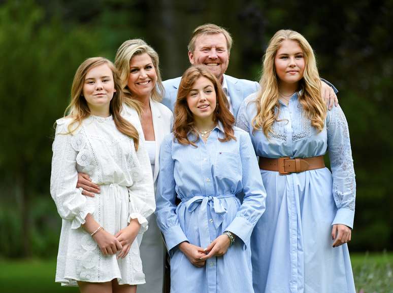 Rei holandês Willem-Alexander e família possam para foto
17/07/2020
REUTERS/Piroschka van de Wouw/Pool