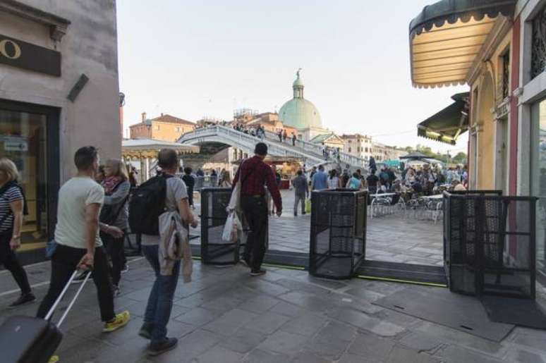 Controle de acesso instalado de forma experimental no centro de Veneza, em abril de 2018