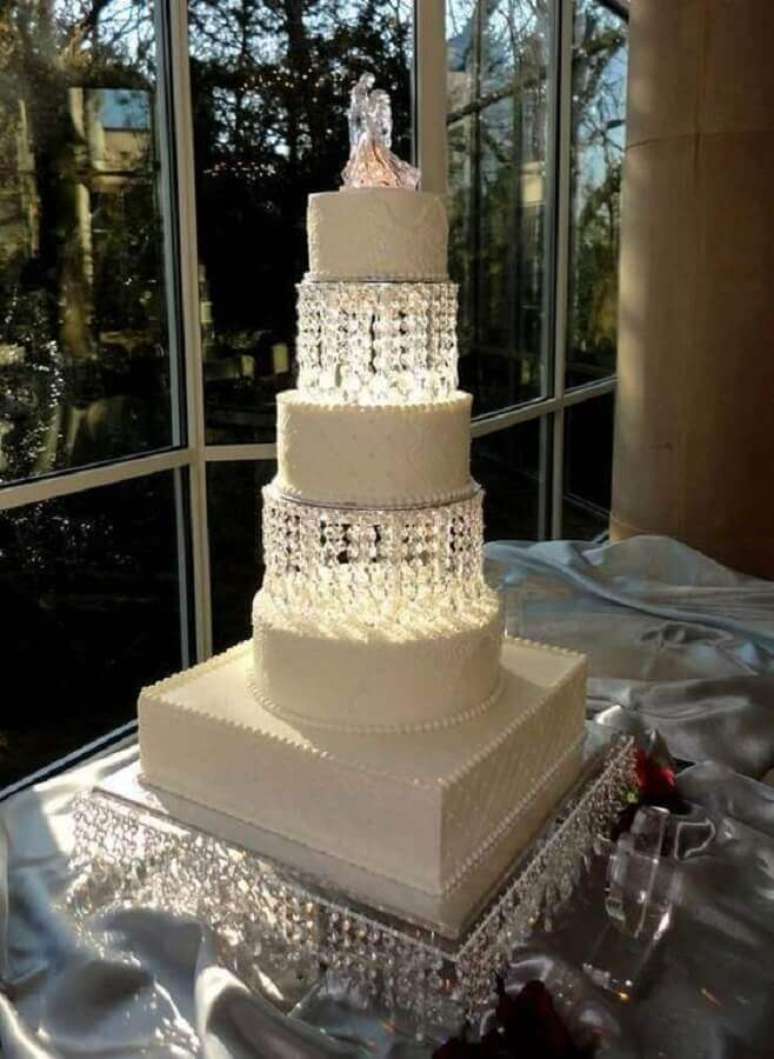 46. Linda ideia de bolo bodas de cristal &ndash; Foto: Pinterest
