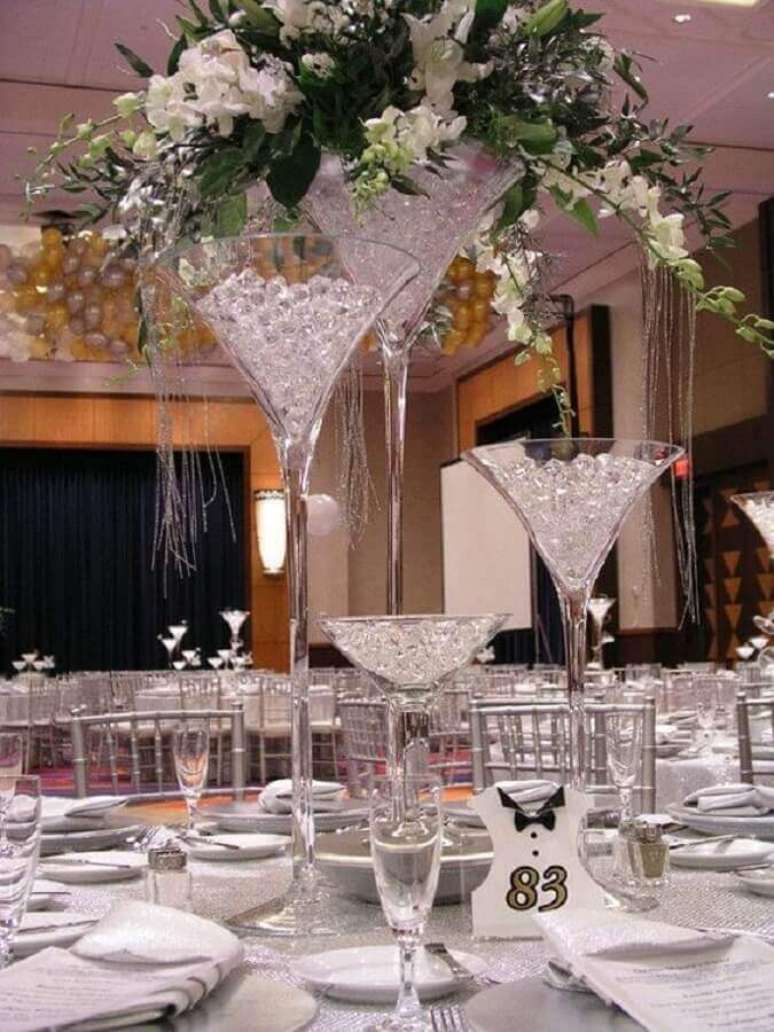 49. Enfeites para decora&ccedil;&atilde;o de festa bodas de cristal &ndash; Foto: Party Mill