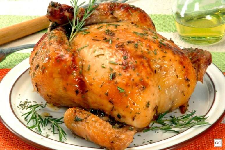 Guia da Cozinha - 9 maneiras de fazer frango assado e deixá-los suculentos