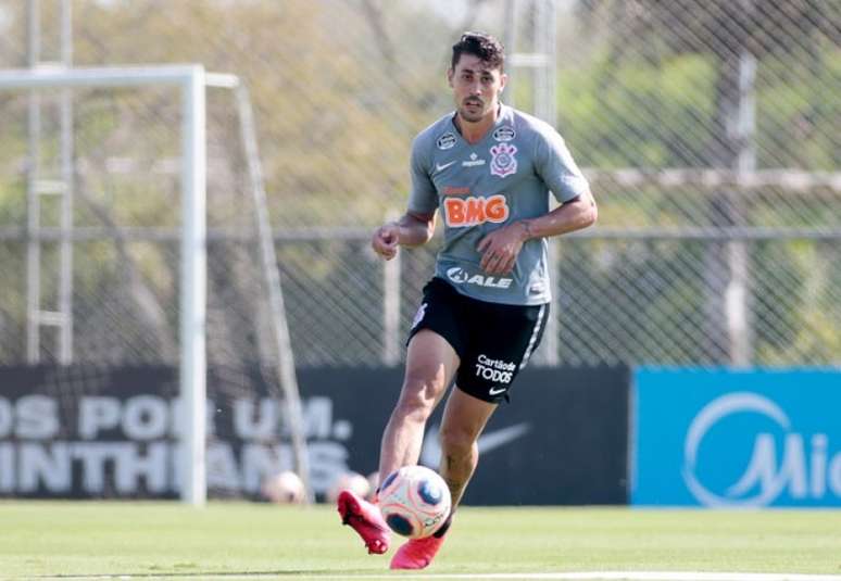 Danilo Avelar deve ser o titular do Corinthians no Dérbi desta quarta-feira (Foto: Rodrigo Coca/Ag. Corinthians)