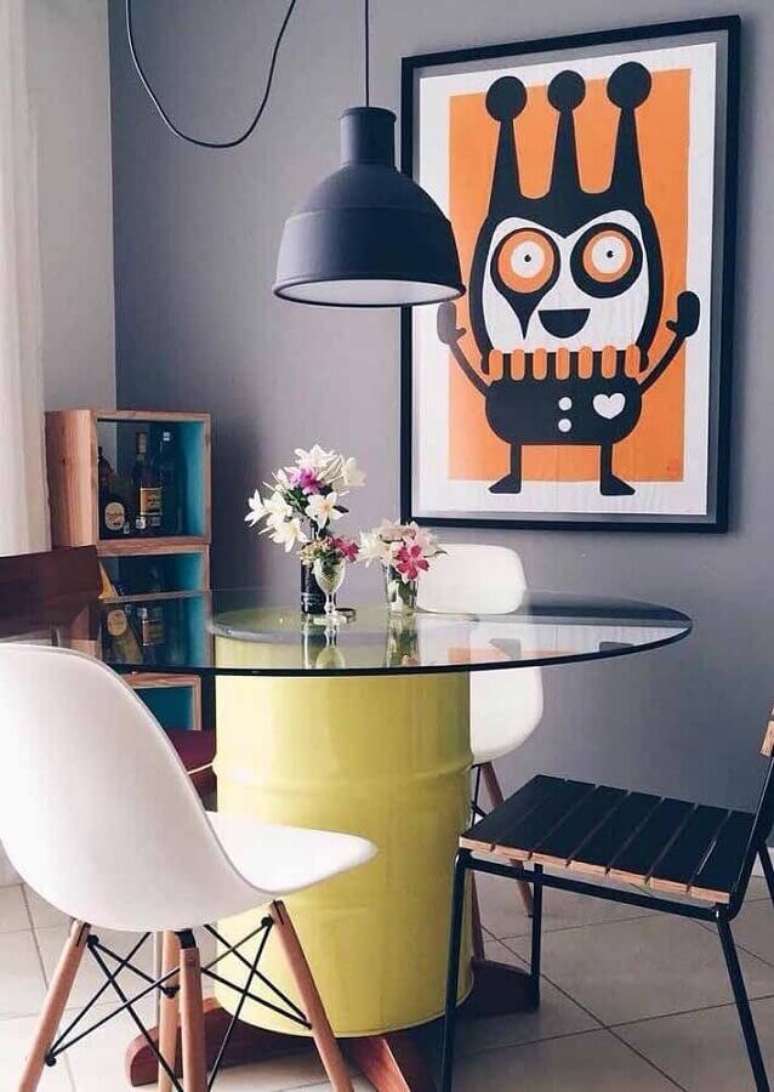 29. O tambor de decoração também pode ser usado para fazer base de mesa de jantar – Foto: Pinterest