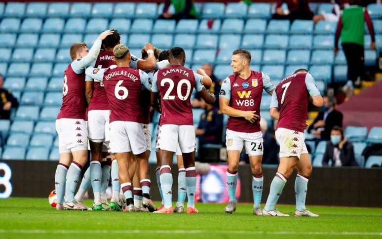 Aston Villa conseguiu sair da zona do rebaixamento na penúltima rodada do Campeonato Inglês (Foto: Divulgação/Aston Villa)