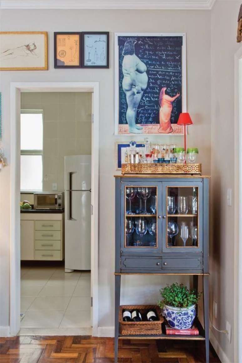 20. Cristaleira pequena de vidro &ndash; Via: Ideas em Casa