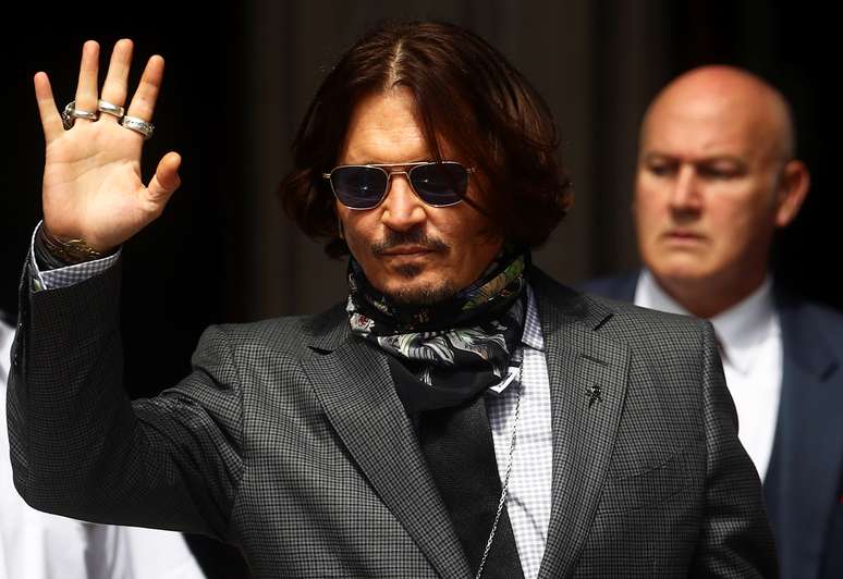 Ator Johnny Depp chega a tribunal em Londres
23/07/2020 REUTERS/Hannah McKay