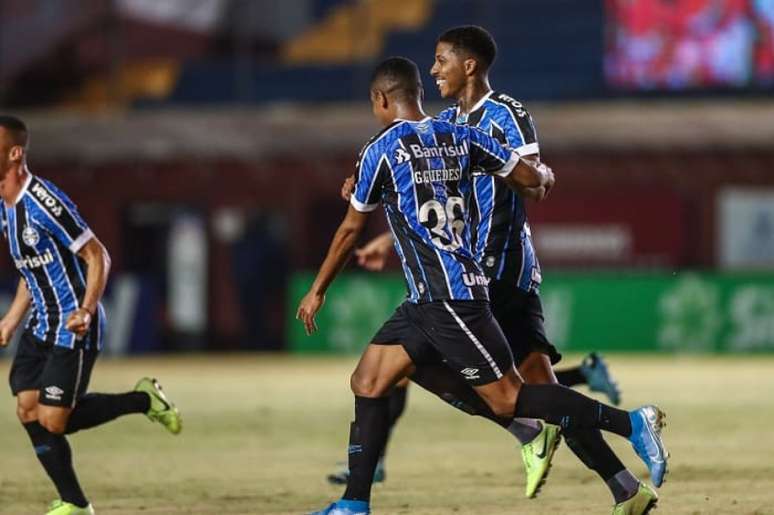 Grêmio venceu o Colorado com um gol de falta (Foto: Lucas Uebel/Grêmio FBPA)