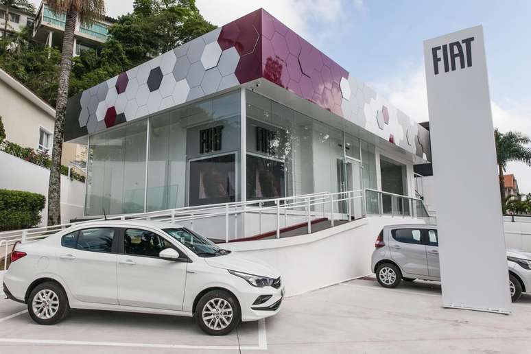 Loja digital da Fiat tem fachada exclusiva e permite intera&ccedil;&atilde;o on-line.