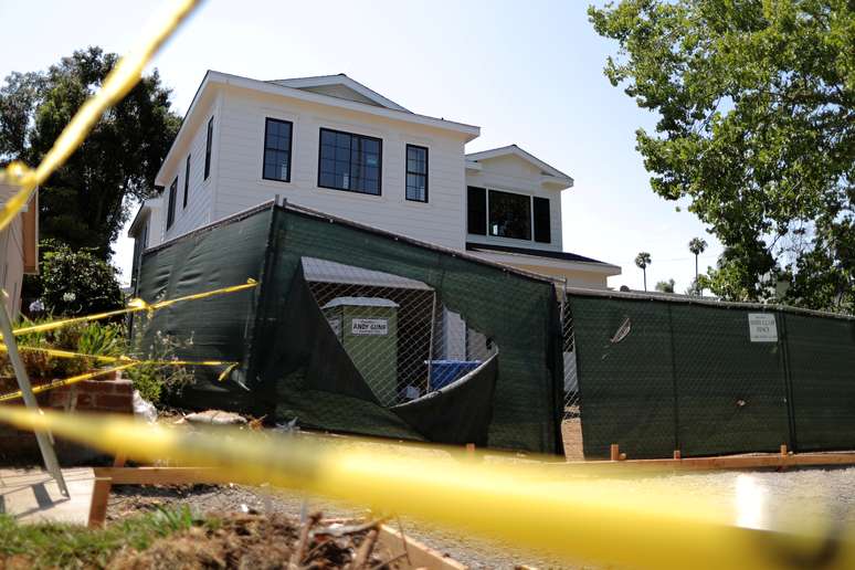 Casa nova é vista em construção em Los Angeles, Califórnia, EUA, em 30 de julho de 2018. REUTERS/Lucy Nicholson