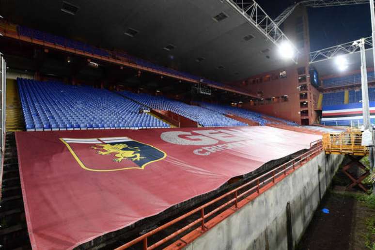 Estádio Luigi Ferraris vazio para clássico entre Sampdoria e Genoa, em Gênova, em 22 de julho