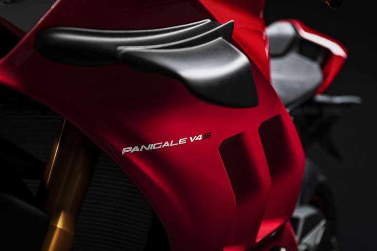 Ducati Panigale V4 S 2020 ganha asas da MotoGP; preço sobe a R