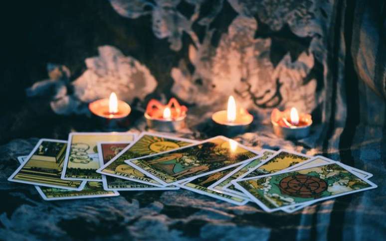 A leitura de tarot pode ser feita a distância -