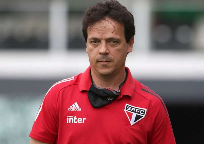 Fernando Diniz escalou reservas e viu o São Paulo vencer na Vila - FOTO: Rubens Chiri/saopaulofc.net