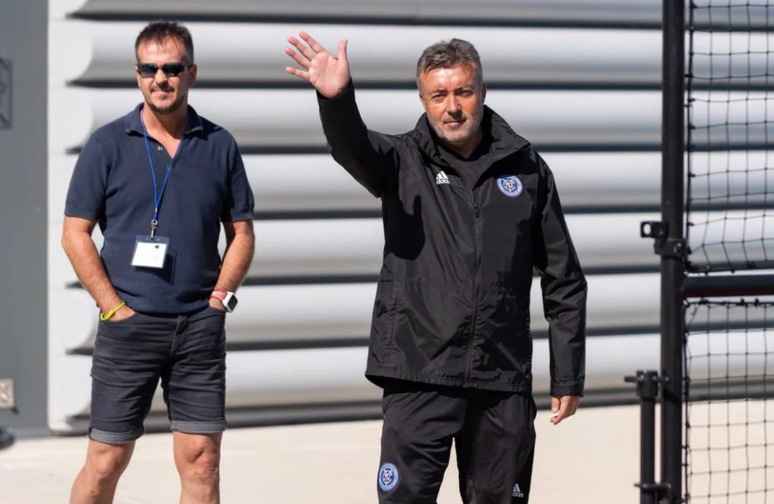 Domenec Torrent é um dos mais cotados para ser o novo treinador do Mengão (Foto: Divulgação)