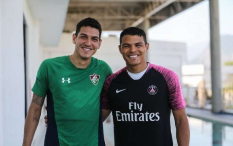 Nino se inspira em Thiago Silva (Foto: Divulgação/Twitter Fluminense)