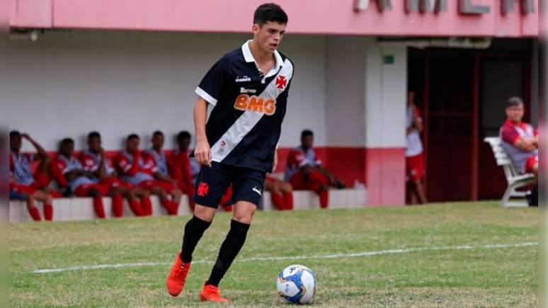 Gabriel Pec chegou no Vasco aos oito anos, e vem crescendo no clube (Foto: Betinho Martins/Divulgação)