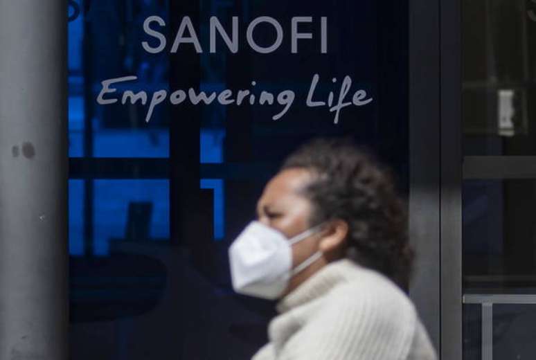 Sanofi e GSK estão desenvolvendo vacina que deve entrar na fase de testes em setembro