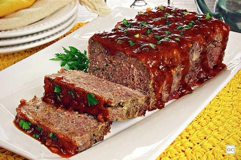 Guia da Cozinha - 7 receitas de rocambole de carne para um jantar prático