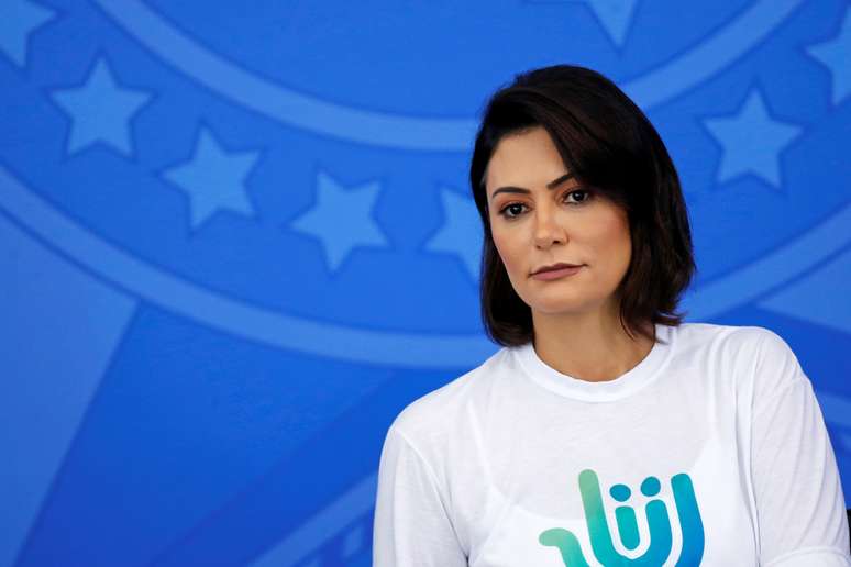 Pimeira-dama Michelle Bolsonaro durante cerimônia no Palácio do Planalto
07/04/2020 REUTERS/Adriano Machado