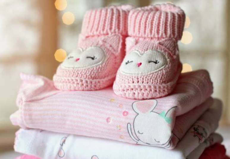 5. Use o sabão de coco neutro para lavar roupa de bebê – Via: Pinterest