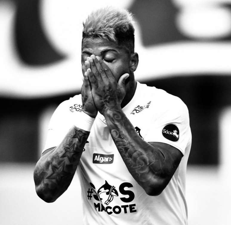 Marinho se mostrou arrependido por expulsão contra a Ponte (Foto: Reprodução/Instagram)