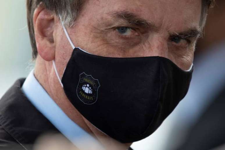 Bolsonaro afirmou que está tomando antibiótico por conta de infecção