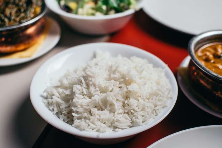 Guia da Cozinha - Aprenda como fazer arroz na panela de pressão