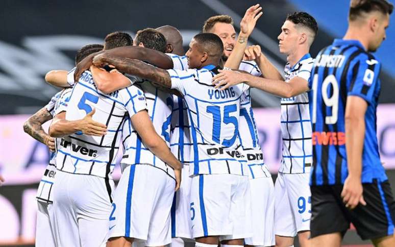 Inter de Milão joga melhor e vence a Atalanta por 2 a 0 na últma rodada do Campeonato Italiano (Foto: MIGUEL MEDINA / AFP)