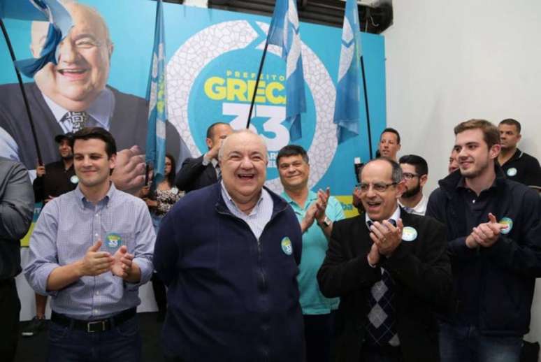 O candidato à reeleição em Curitiba (PR), o prefeito Rafael Greca