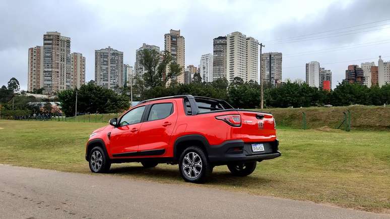 Fiat Strada: única picape entre os carros mais vendidos do país.