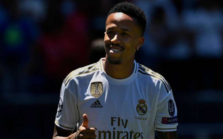 Militão está em sua primeira temporada com a camisa do Real Madrid (Foto: OSCAR DEL POZO / AFP)