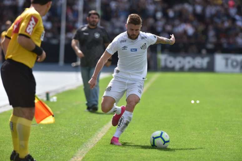 Sasha treinou pela última vez com o elenco do Santos no dia 19 de julho (Foto: Ivan Storti/Santos FC)