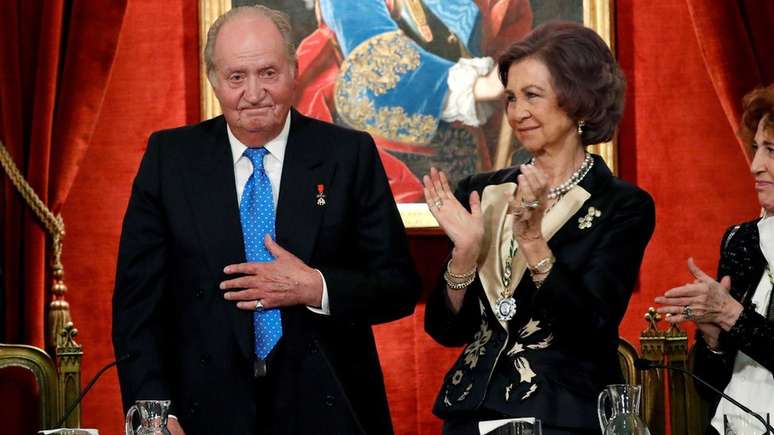 O rei emérito está casado com a rainha Sofia desde 1962