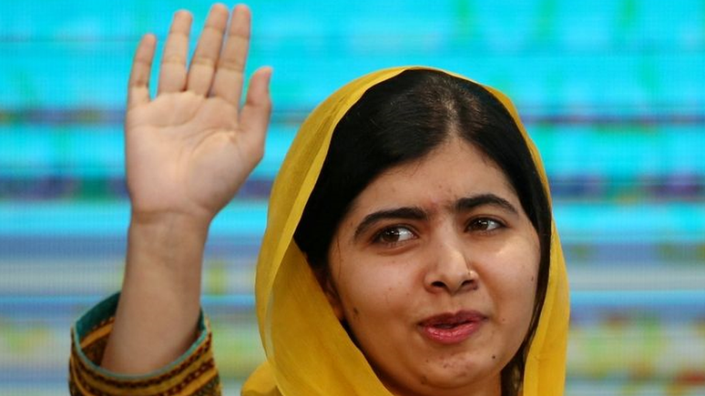 Malala em evento no México no ano de 2017; em entrevista à BBC News Brasil, ela destacou que há vários caminhos, diferentes da trajetória dela, para que meninas e mulheres sejam agentes transformadoras
