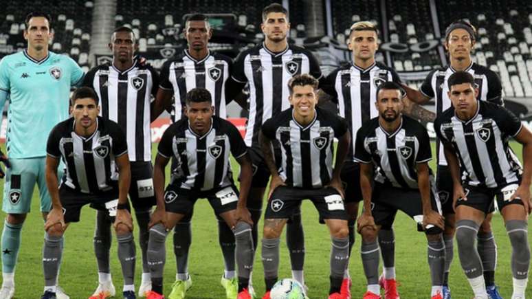 Time do Botafogo contra o Fluminense (Foto: Vítor Silva/Botafogo)